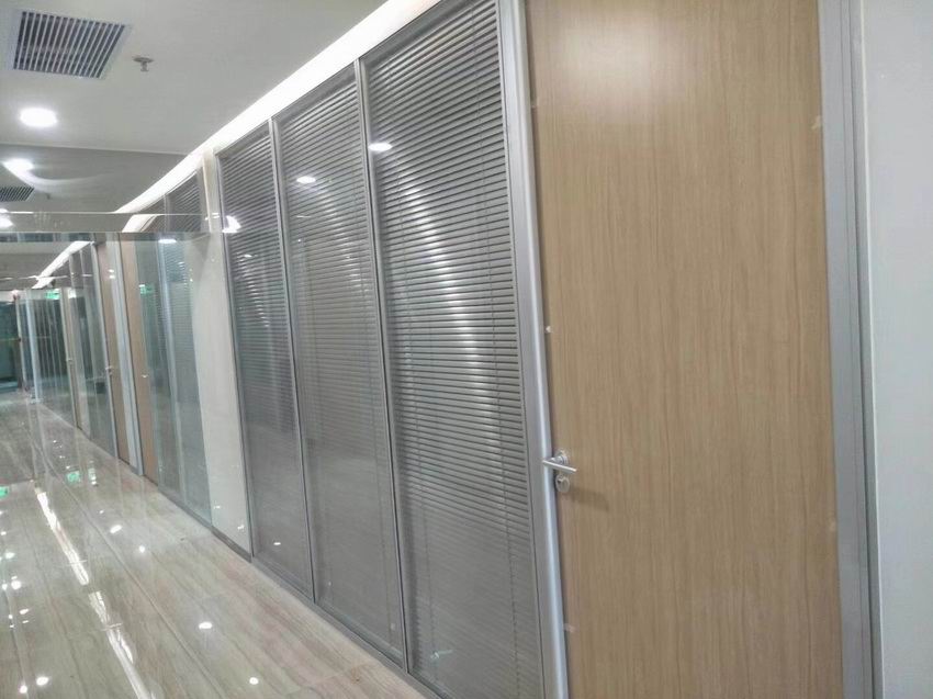 办公楼隔断案例