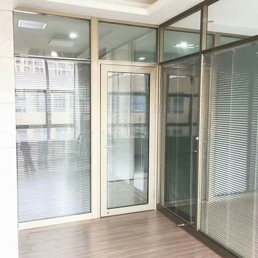 84双层玻璃香槟拉丝铝框配平开百叶门